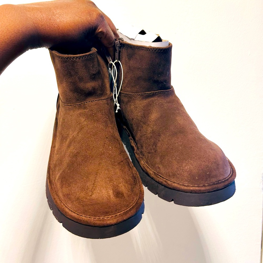 Ladies brown boot